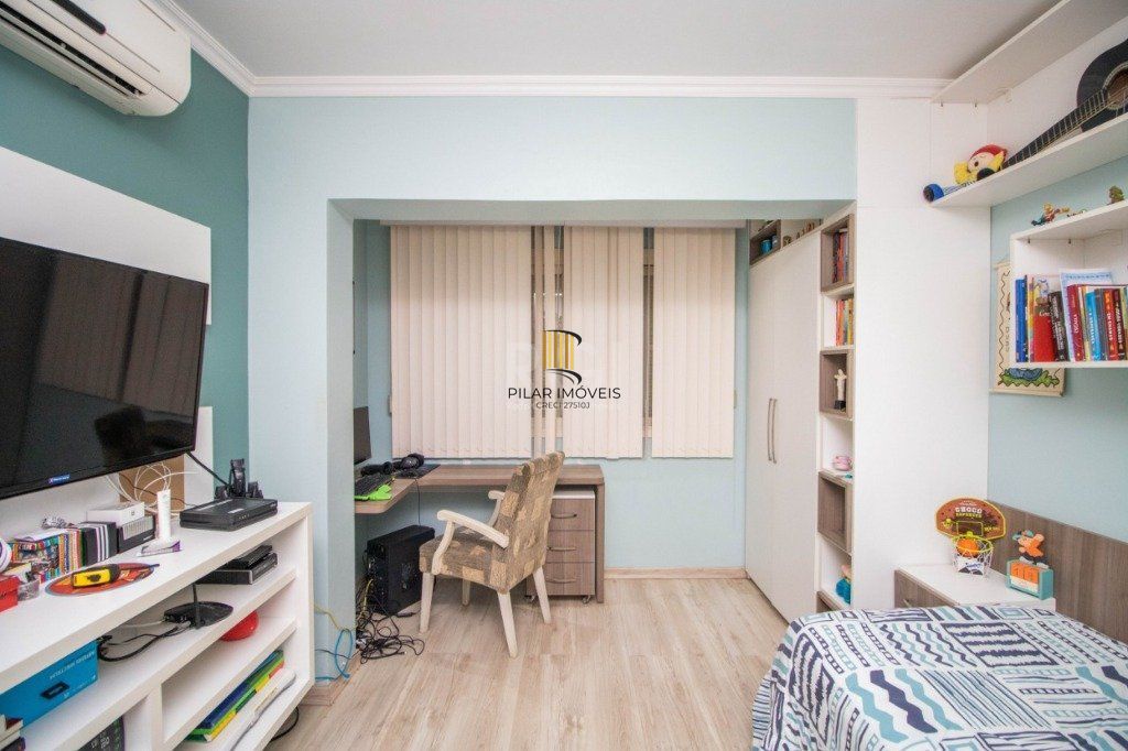 Casa para Venda - 169m², 3 dormitórios, sendo 1 suites, 4 vagas - Ipanema
