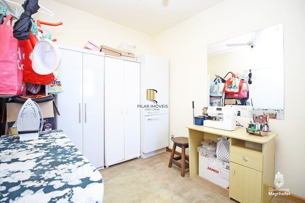 Casa para Venda - 275.72m², 4 dormitórios, sendo 3 suites, 4 vagas - Glória