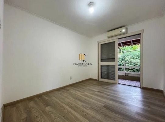 Casa de Condomínio com 3 Quartos e 2 banheiros à Venda, 83 m²  De? R$ 470.000 por R$ 399.000 na Zona sul de Porto Alegre