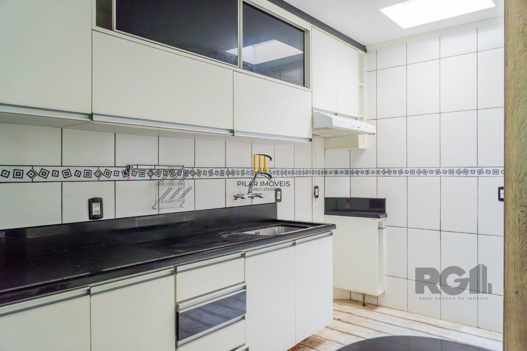 Casa de Condomínio 3 dormitórios no bairro Teresópolis