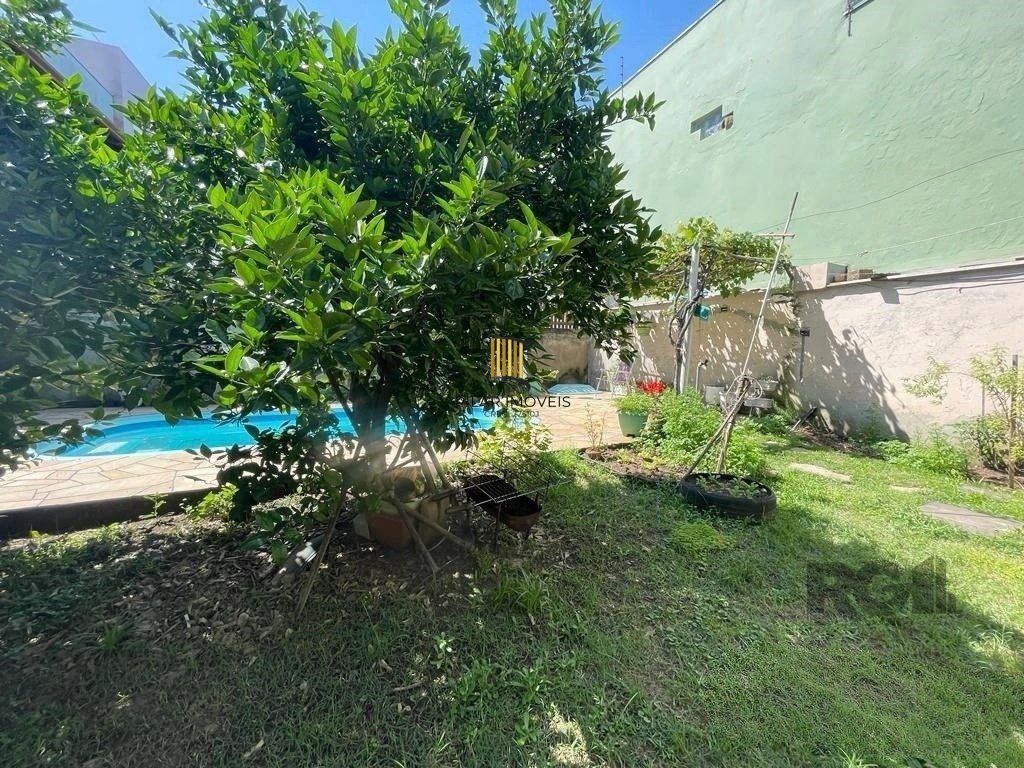 Casa 3 dormitórios no bairro Sarandi