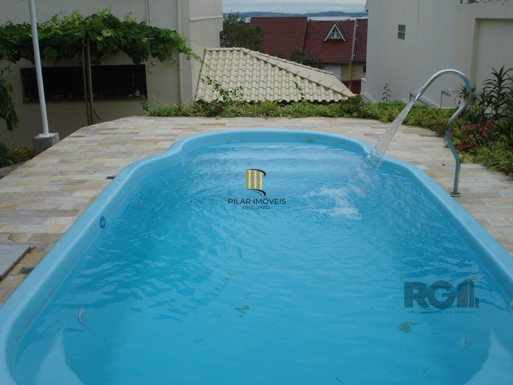 Casa 3 dormitórios no bairro Ipanema