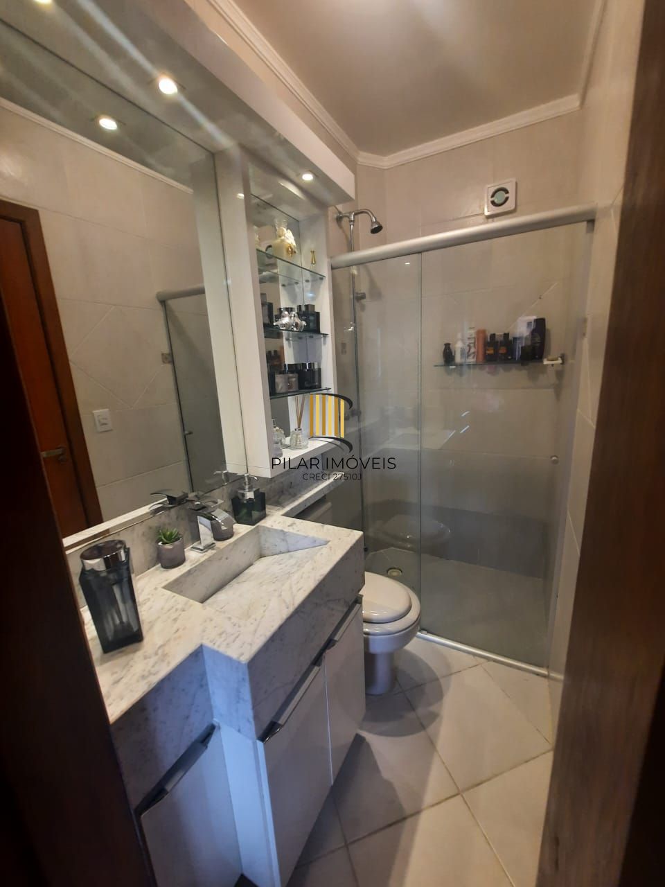 Casa em Condomínio, 131m², 2 dormitórios, 1 vaga no bairro Cavalhada