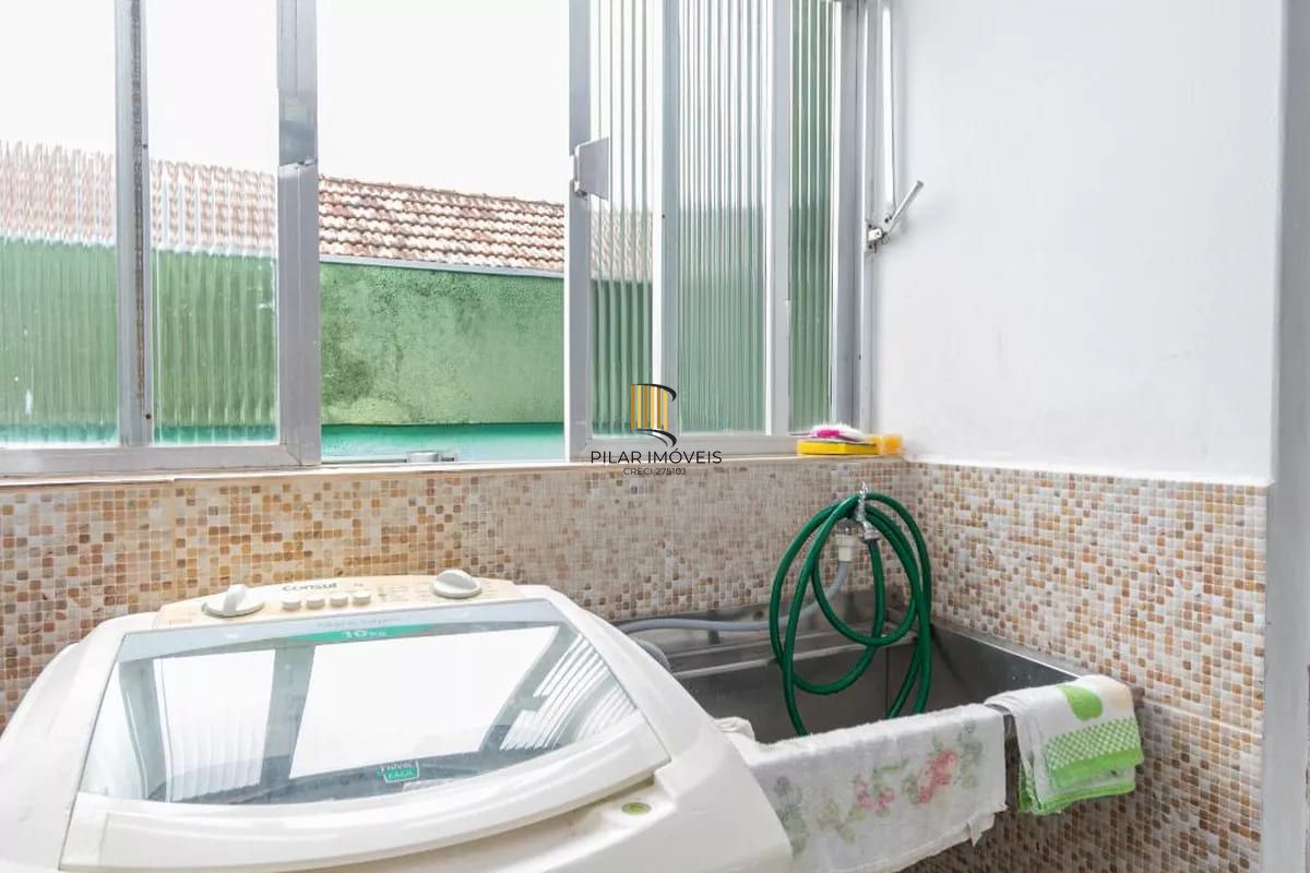 Apartamento de 3 dormitorios à venda no Bairro Nonoai