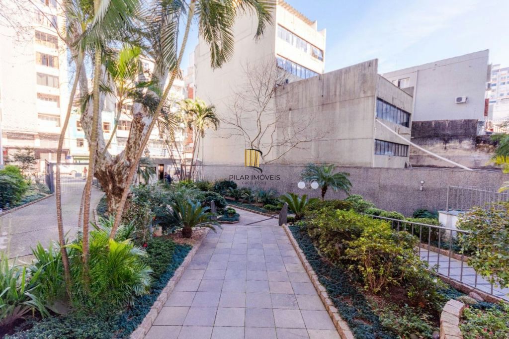 Cobertura 2 dormitórios à venda Avenida Alberto Bins, Floresta - Porto Alegre