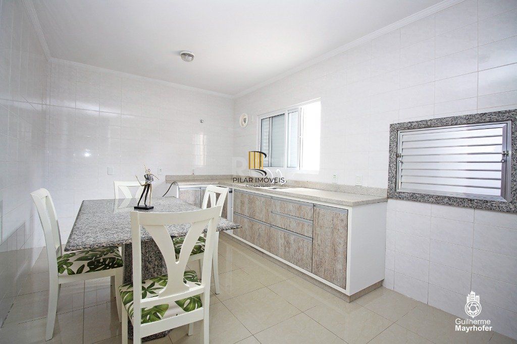 Casa para Venda - 246m², 3 dormitórios, sendo 2 suites, 3 vagas - Vila Ipiranga