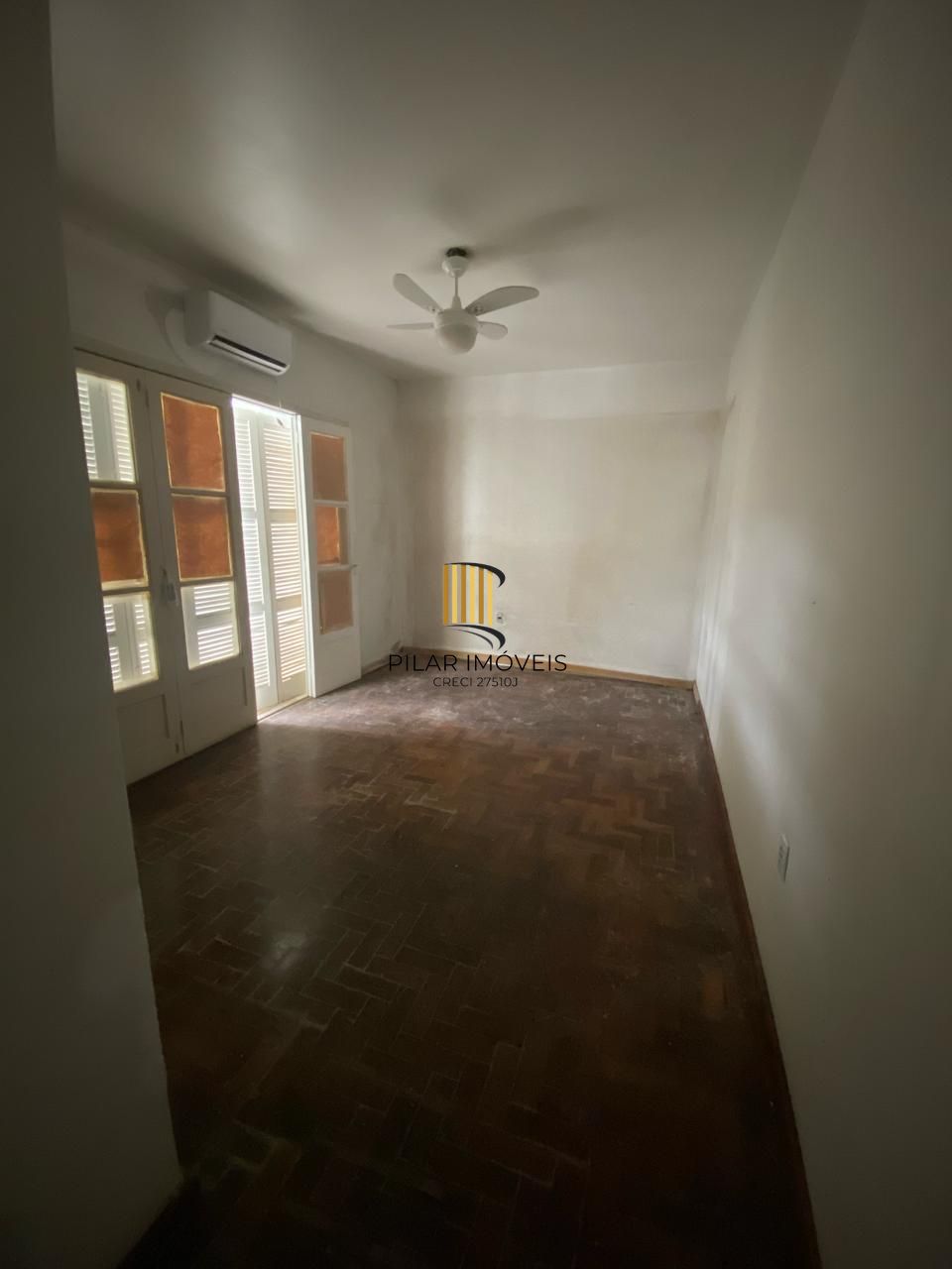 Apartamento 2 dormitórios no bairro Moinhos de Vento