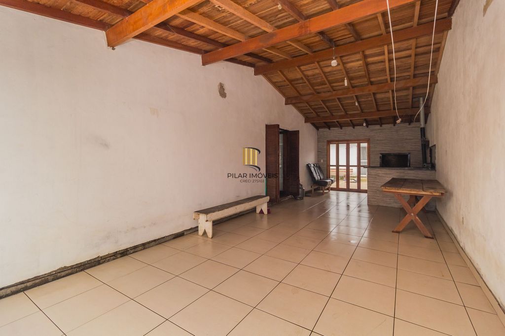 Casa 3 dormitórios à venda no Bairro Restinga - Porto Alegre