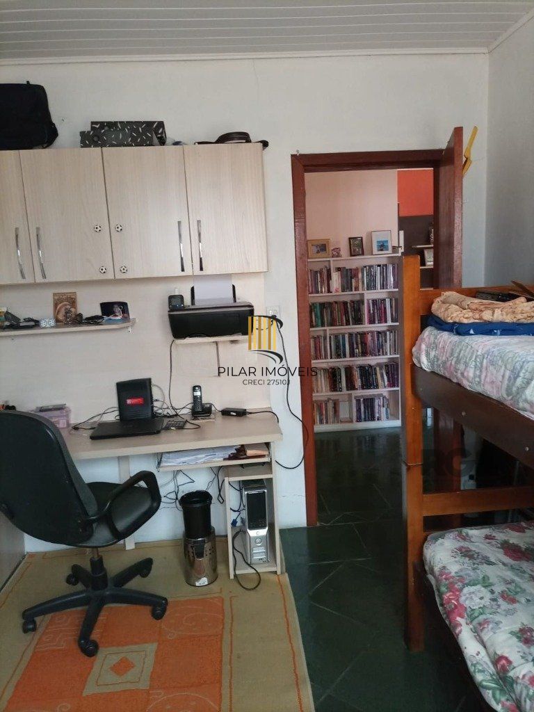 Casa 4 dormitórios no bairro Vila Ipiranga