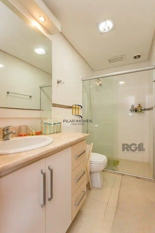 Casa com 3 dormitórios no bairro Jardim Lindóia