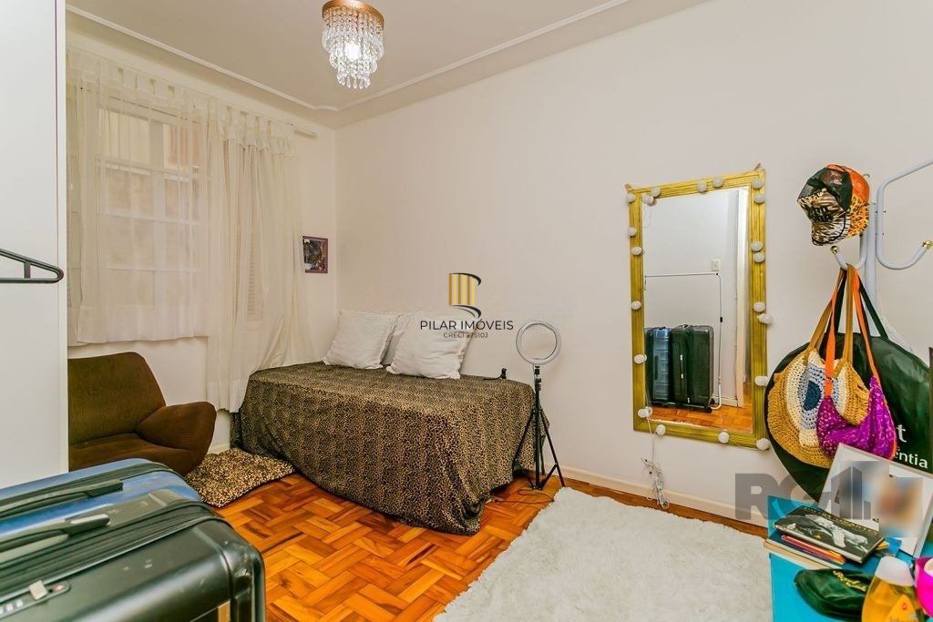 Apartamento térreo 67m² - 2 dormitórios e 1 vaga no bairro Higienópolis
