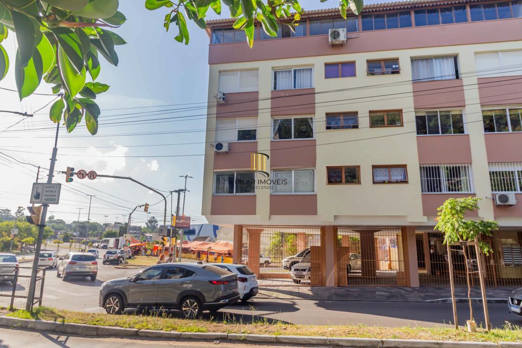 Cobertura de 2 dormitórios à venda em Passo da Areia - Porto Alegre