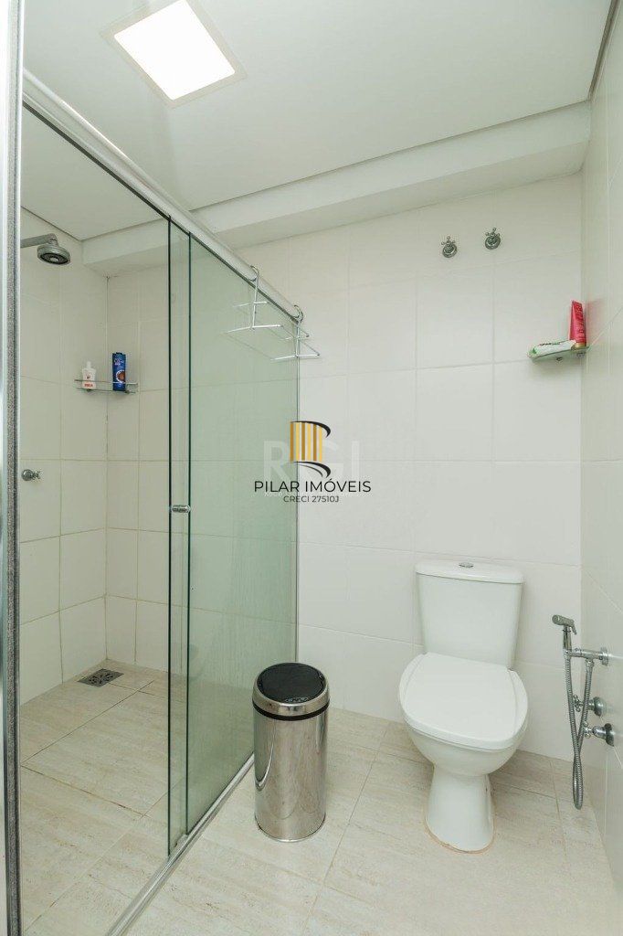 Excelente casa de 466m² com 03 suítes e 4 vagas de garagem.