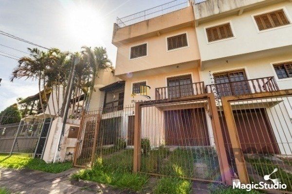 Casa 3 Dormitório(s) Bairro Ipanema