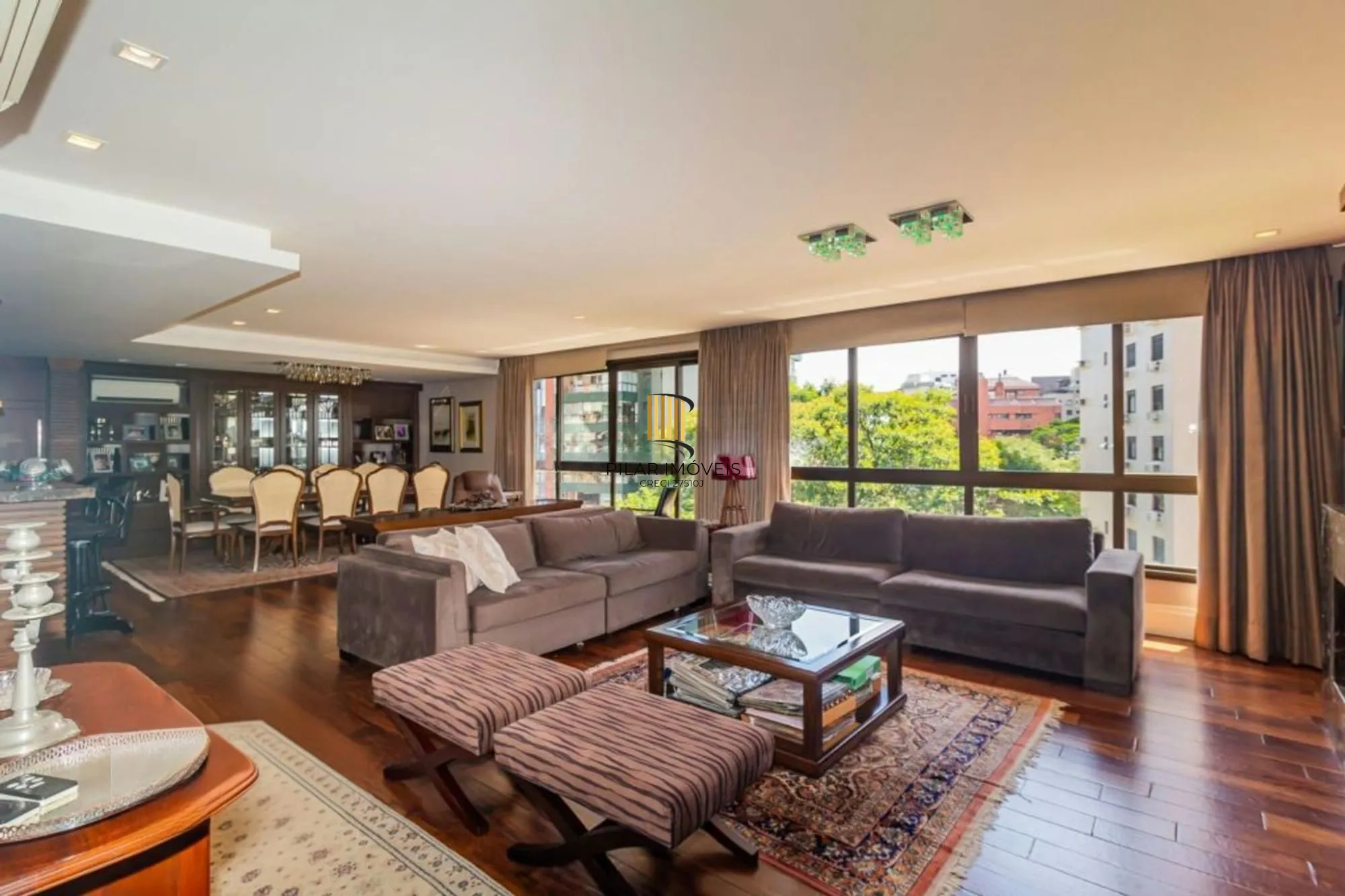 Apartamento de 3 dormitórios à venda em Bela Vista, Porto Alegre.