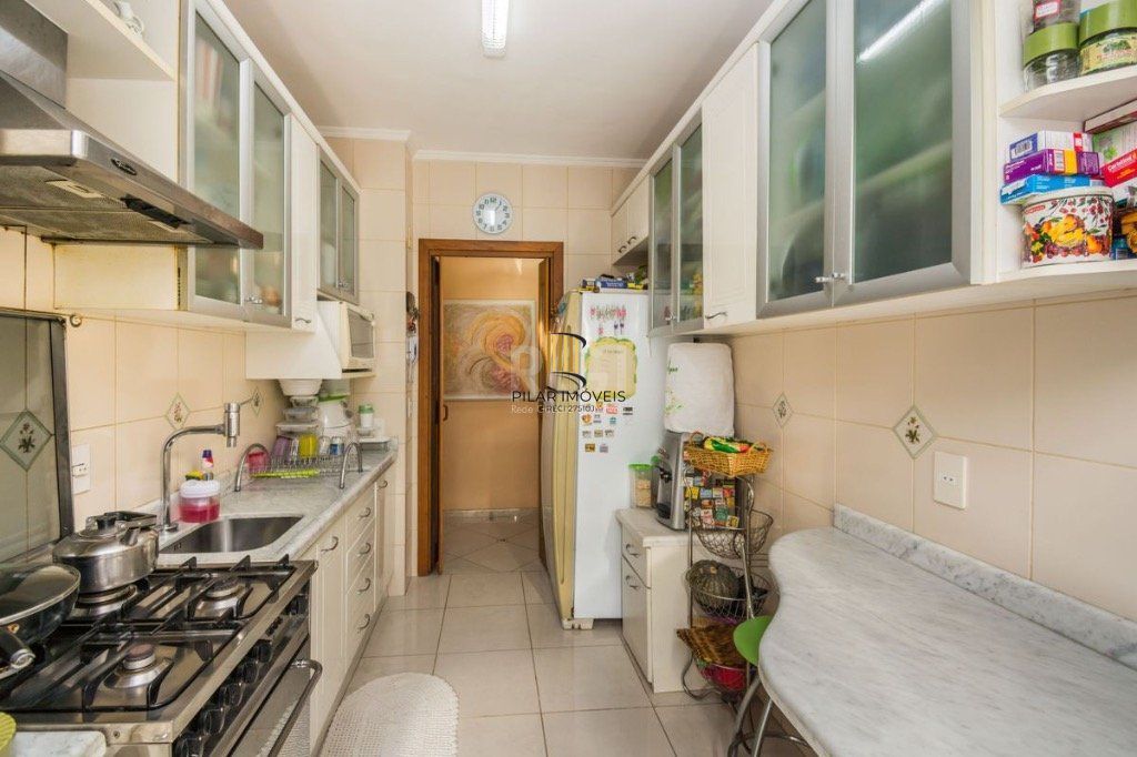 Cobertura para Venda - 199m², 3 dormitórios, sendo 1 suites, 2 vagas - Azenha