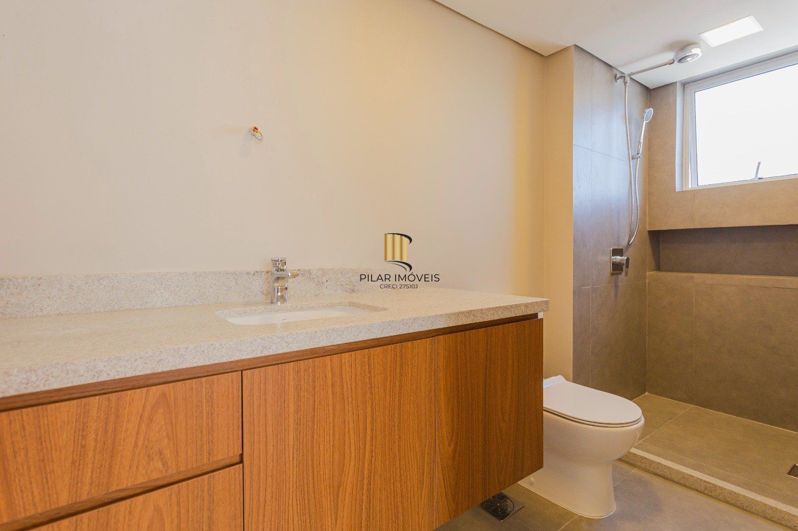 Apartamento com 3 quartos, 1 vaga e 115.98m² - Rua Mostardeiro - Moinhos De Vento, Porto Alegre