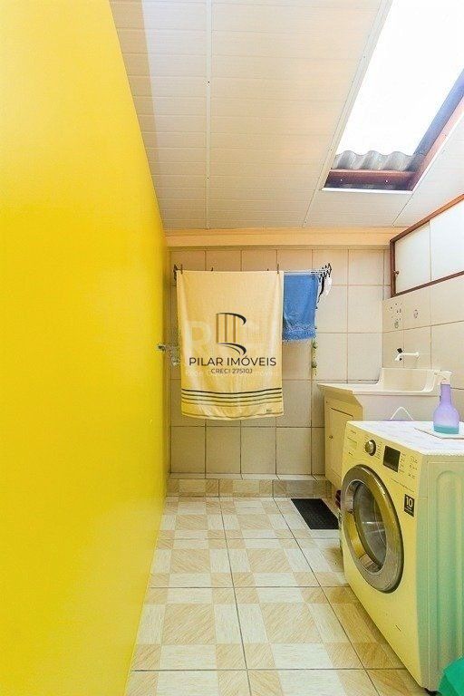 Casa para Venda - 148m², 2 dormitórios, 1 vaga - Partenon