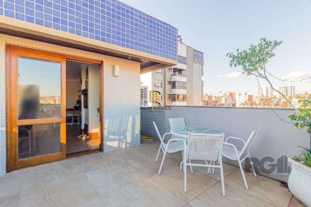 Excelente cobertura de 175m² com 3 dormitórios e 2 vagas.