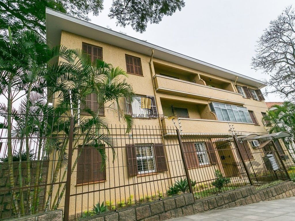 Apartamento de 3 dormitórios no bairro Petrópolis