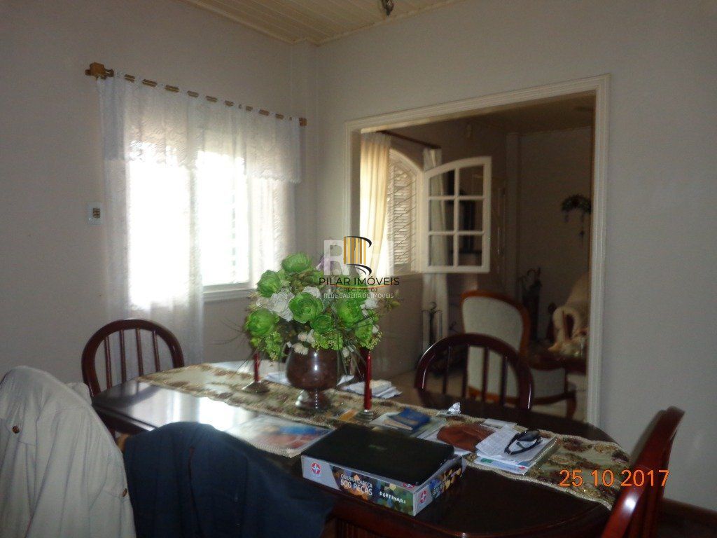 Casa para Venda - 380m², 2 dormitórios, sendo 1 suites, 1 vaga - Nonoai