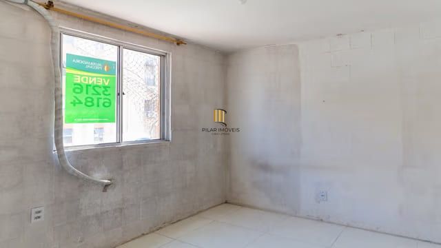 Apartamento de 2 dormitórios à venda no Bairro Partenon, Porto Alegre.