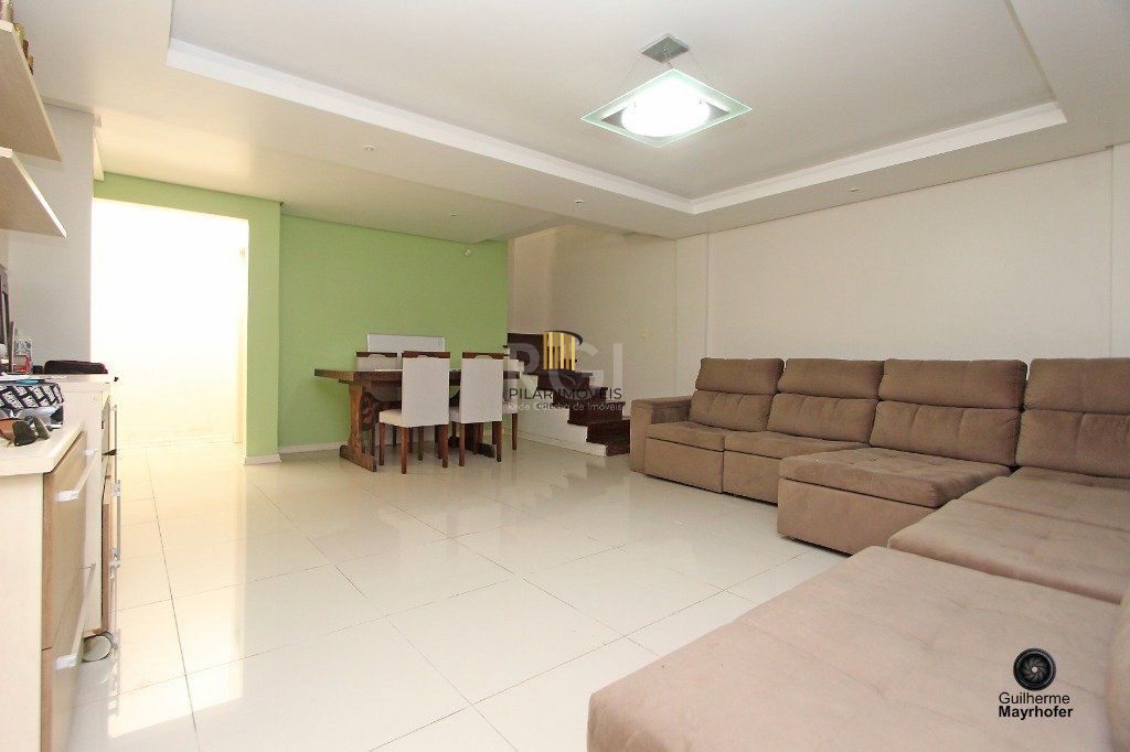 Casa para Venda - 120m², 3 dormitórios, sendo 1 suites, 2 vagas - Medianeira