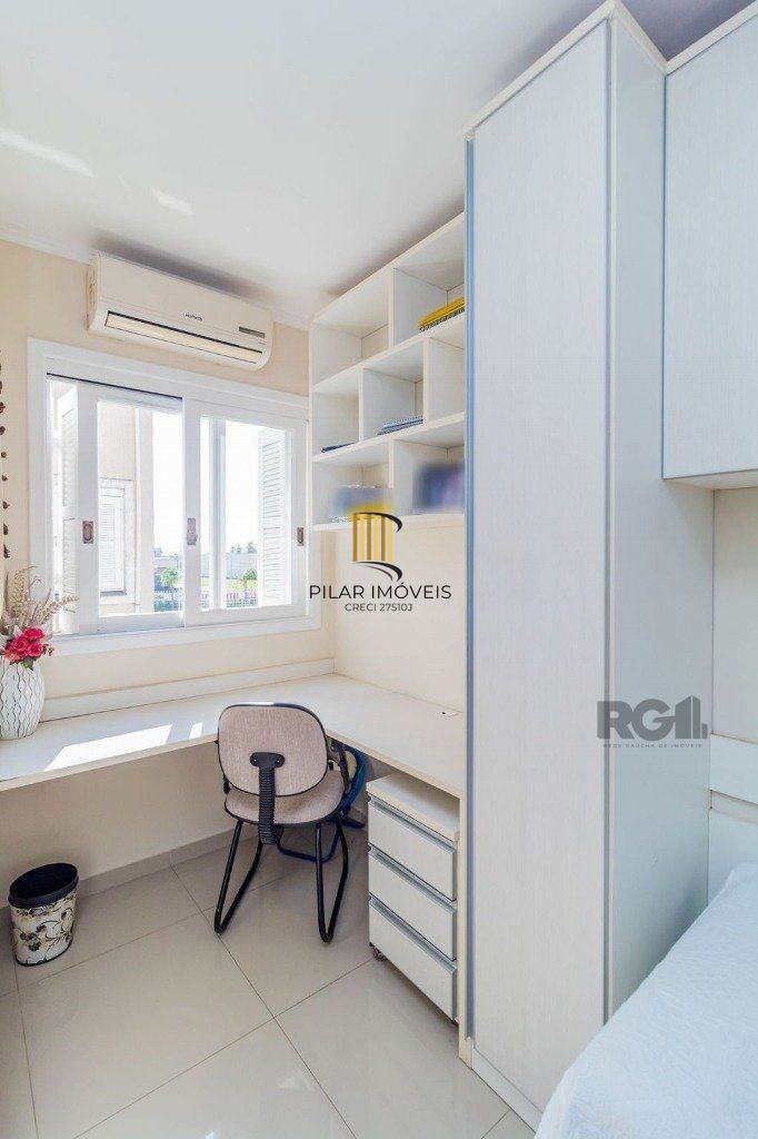 Excelente casa de 142,23m² em condomínio fechado.
