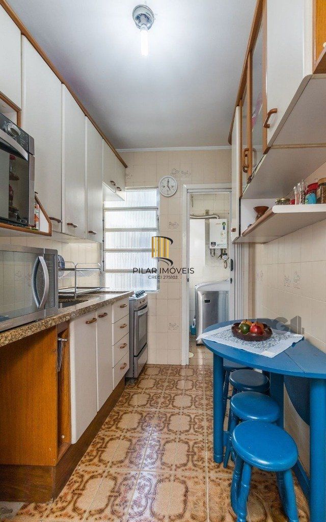 Cobertura 150m² - 3 dormitórios, 2 vagas no bairro Petrópolis