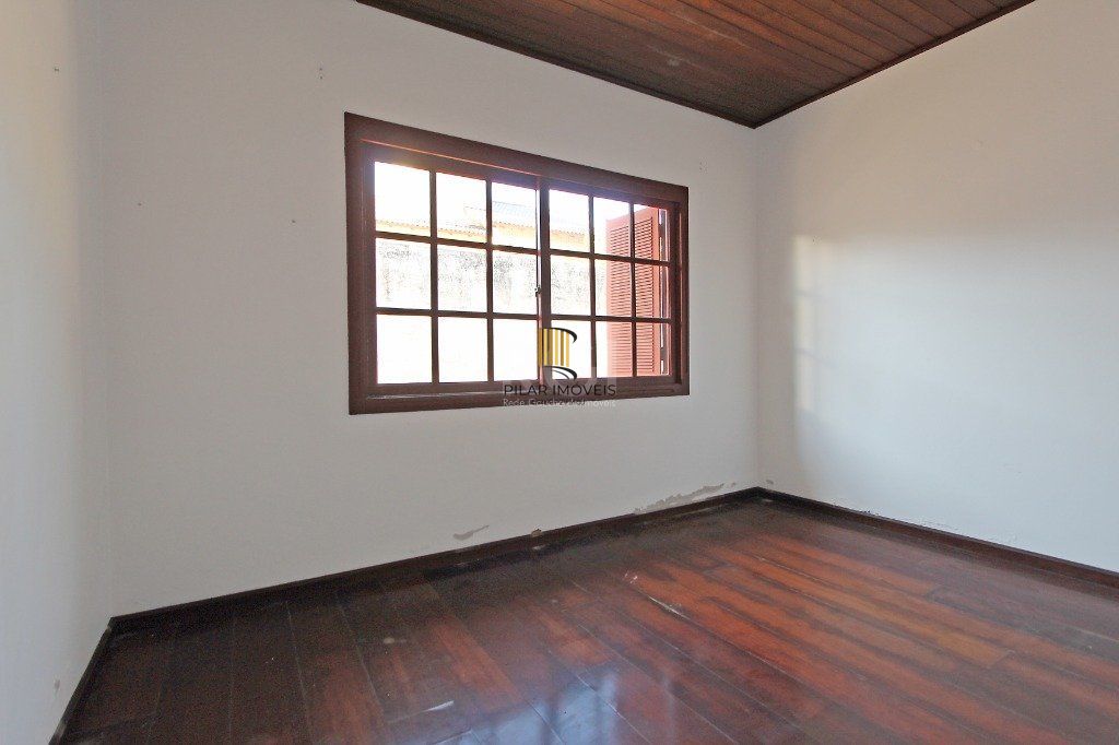 Casa para Venda - 120m², 3 dormitórios, sendo 1 suites, 3 vagas - Ipanema
