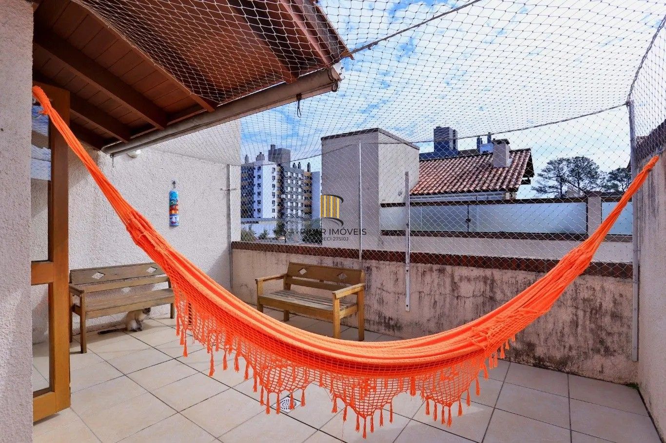 Casa de Condomínio 2 dormitórios no bairro Camaquã