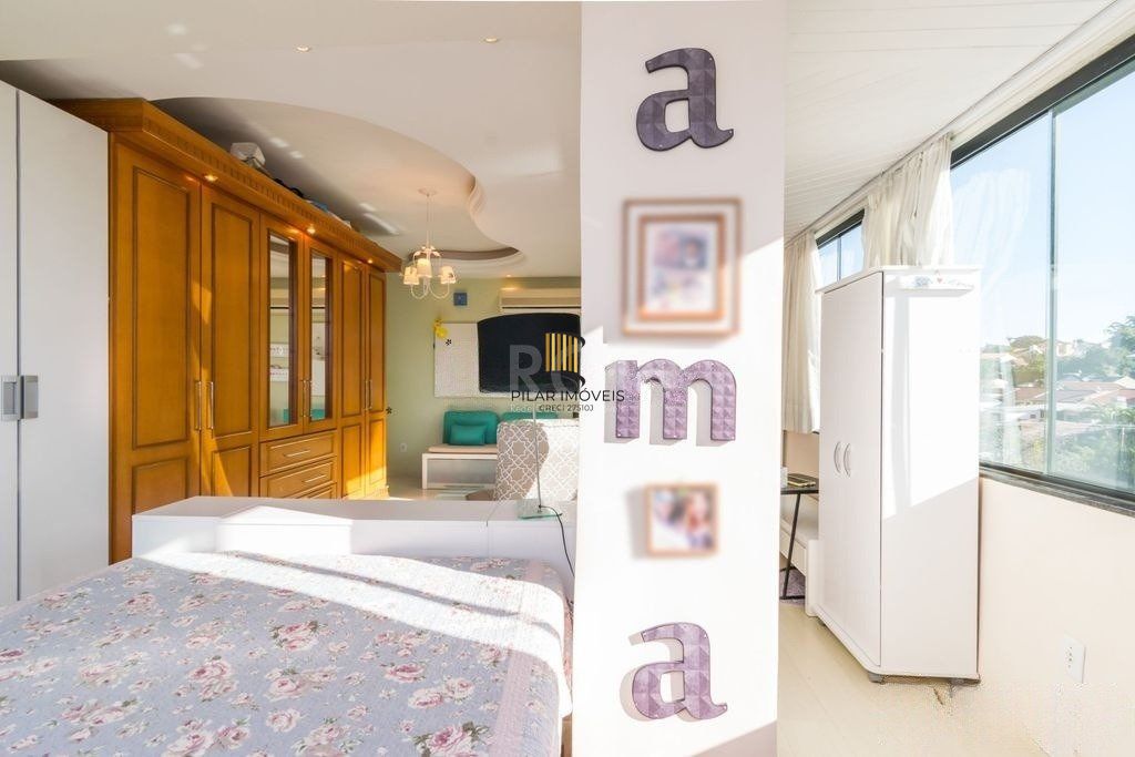 Apartamento de 124m² com 03 dormitórios, sendo 01 suíte e 01 vaga de garagem no bairro Jardim Itu