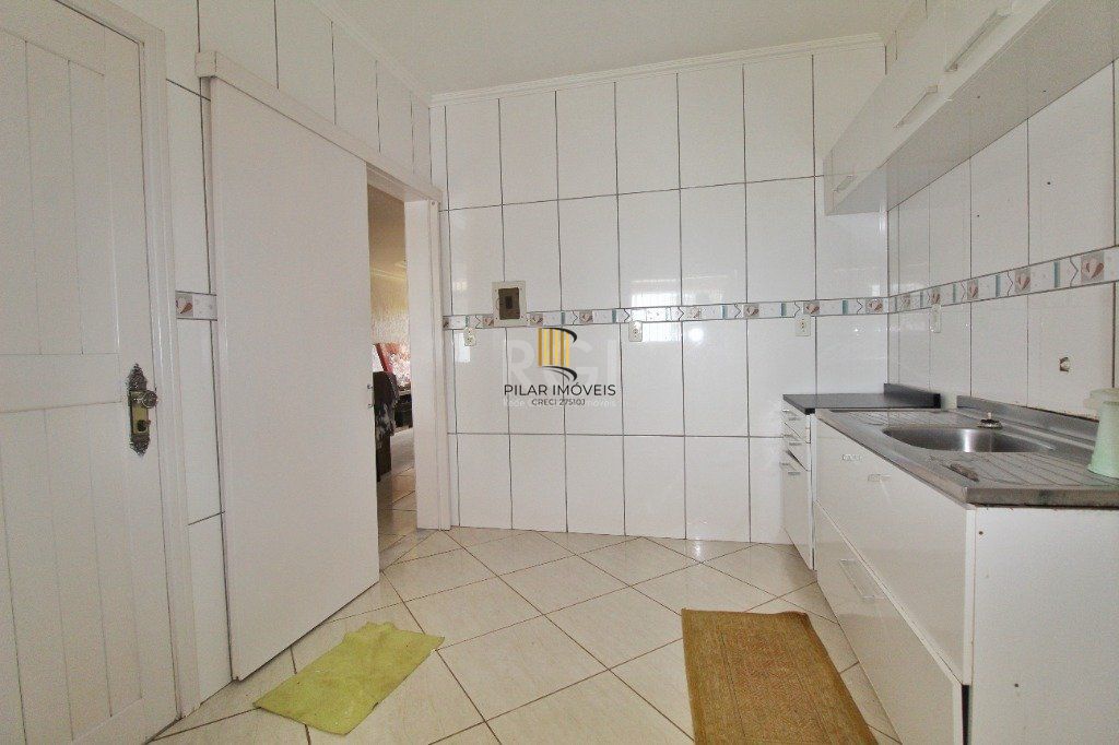 Sobrado a venda com 134,31m², Bairro Aberta dos Morros
