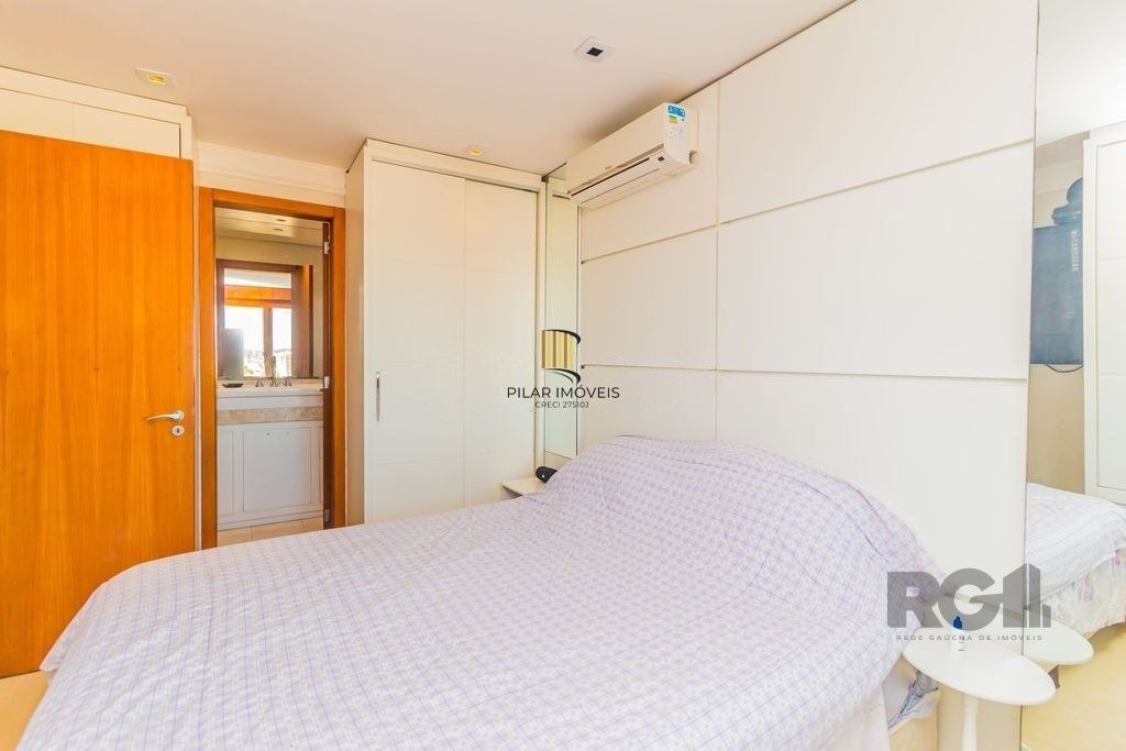 Excelente cobertura de 175m² com 3 dormitórios e 2 vagas.