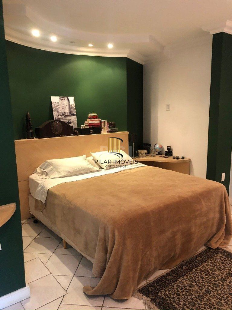 Casa para Venda - 260m², 3 dormitórios, sendo 2 suites, 2 vagas - Nonoai