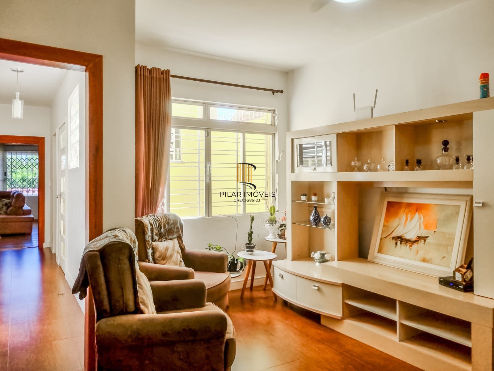 Casa Térrea 280 m²  em Teresópolis – 4 Dorms, Escritório e Edícula