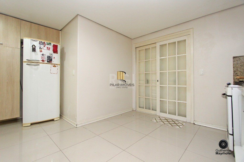 Casa para Venda - 120m², 3 dormitórios, sendo 1 suites, 2 vagas - Medianeira