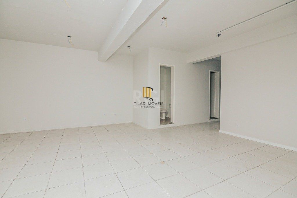 Predio para Venda - 241.18m², 0 dormitórios, Petrópolis