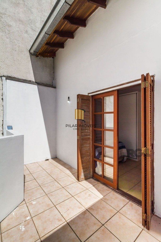 Casa de 117m² - 3 dormitórios e 1 vaga no bairro Hípica