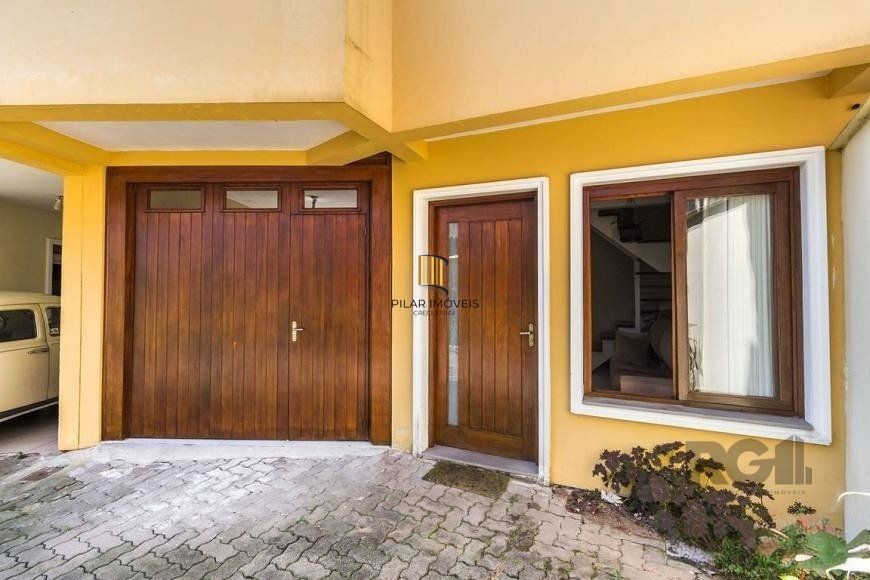Casa em condomínio de 84m² - 2 dormitórios, 1 suíte e 1 vaga no bairro Ipanema