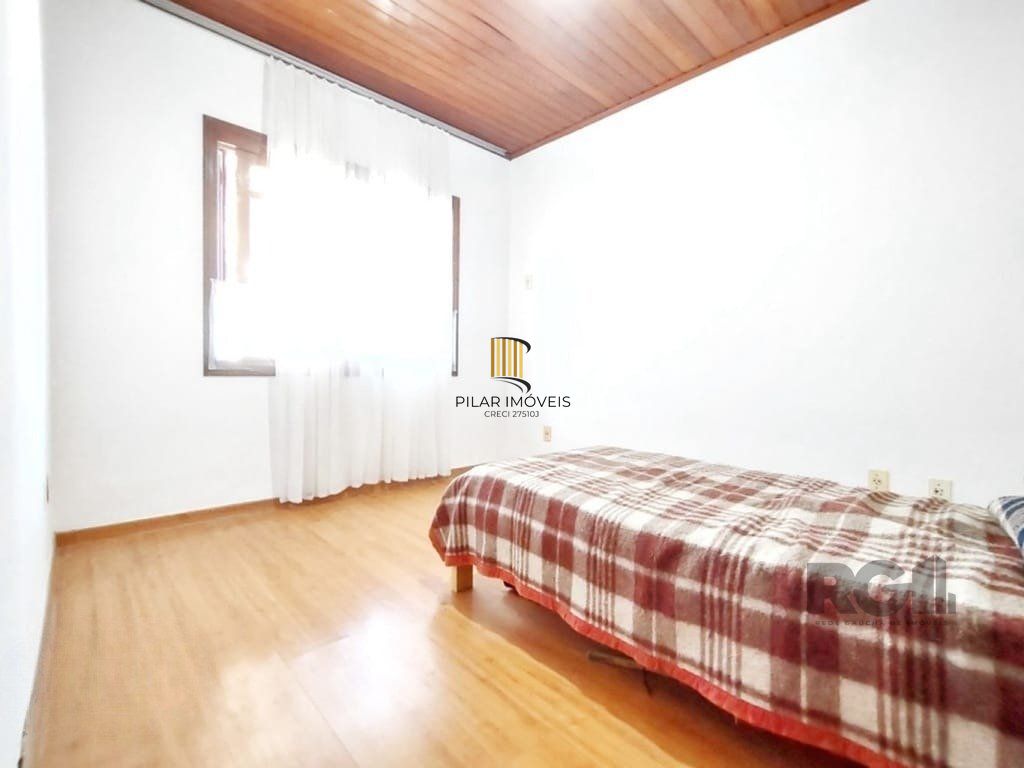 Casa de 3 dormitórios, bairro São Sebastião