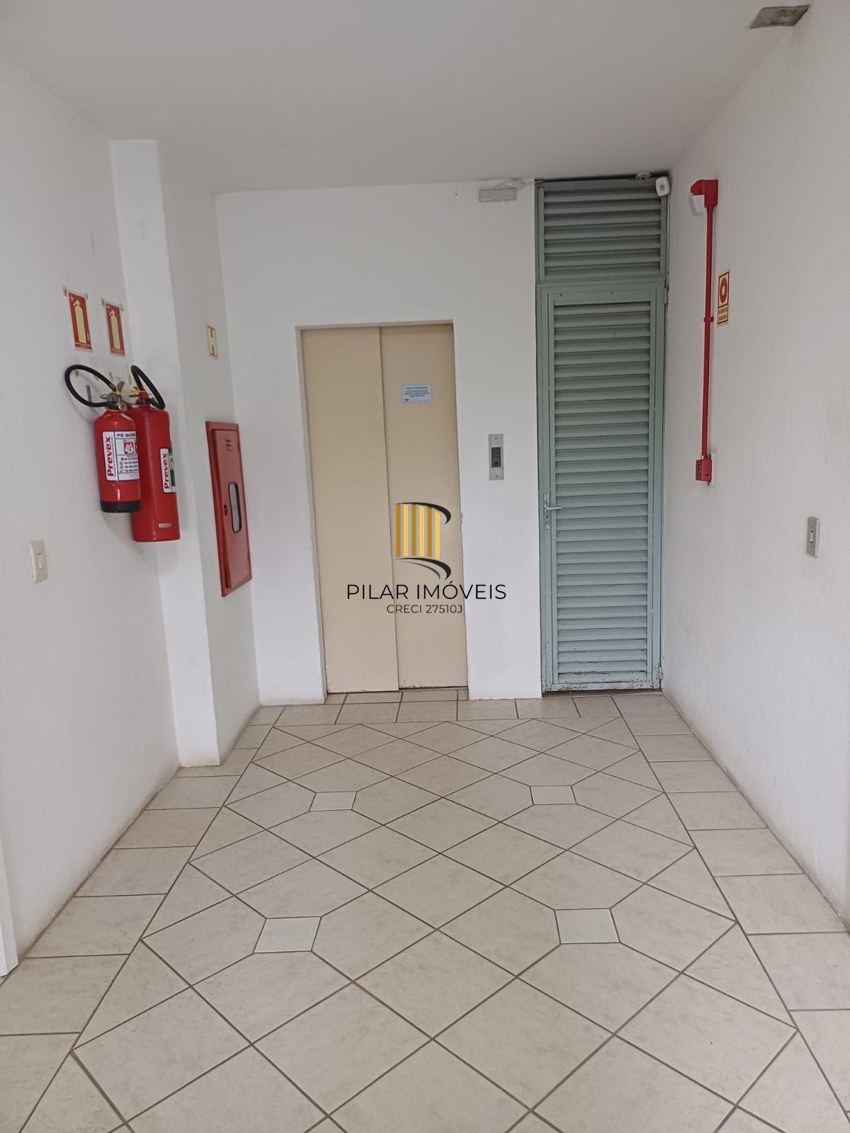 Apartamento 2 dormitórios no bairro Cristal