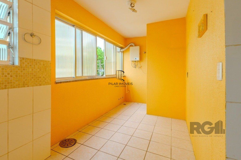 Excelente cobertura de 157m² com 4 dormitórios e 2 vagas. 