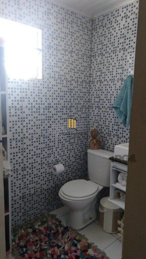 Casa com 3 dormitórios no bairro Sarandi