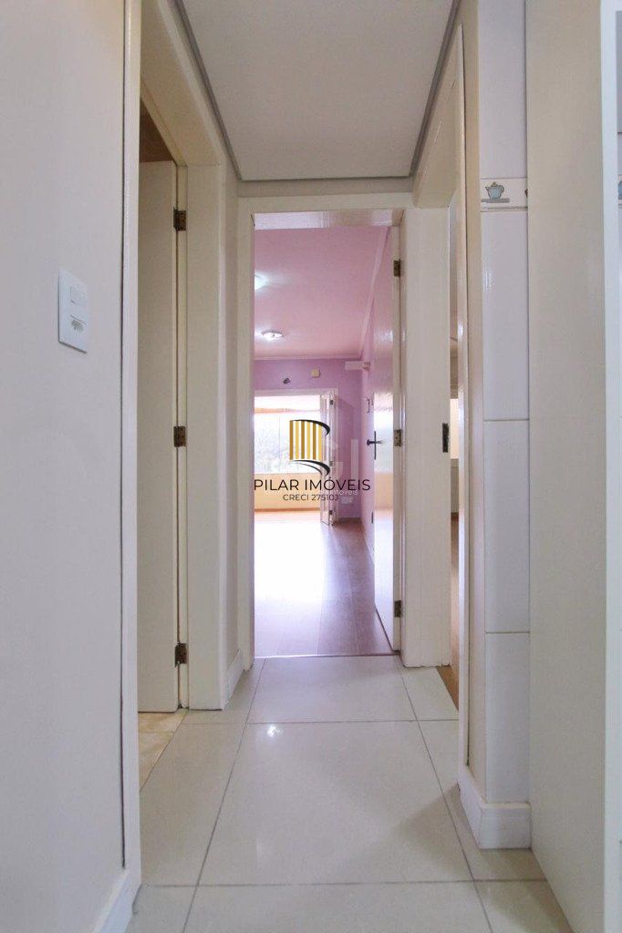 Casa 2 dormitórios no bairro Medianeira