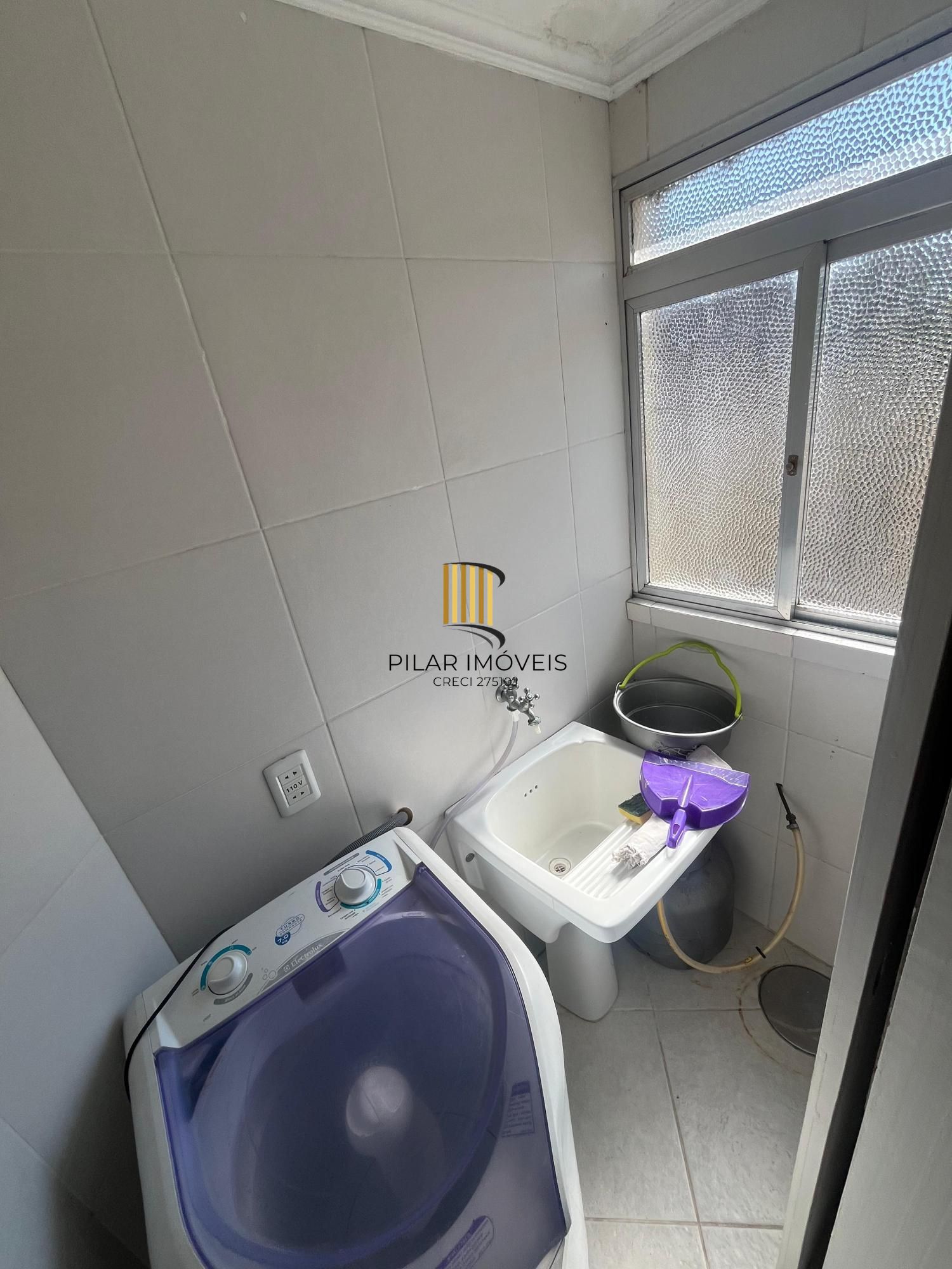 Apartamento 1 dormitório MOBILIADO, com 1 vaga coberta – Aceita compra assistida