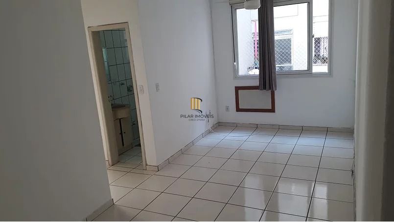 Aparatmento de 02 dormitoris e vaga coberta na Av. Forte em Porto Alegre /RS