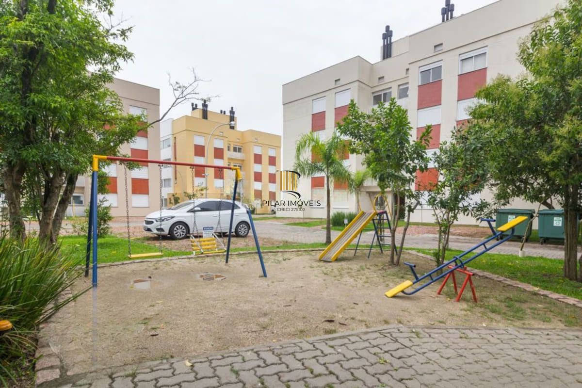 Apartamento de 2 dormitórios à venda em Hípica, Porto Alegre.