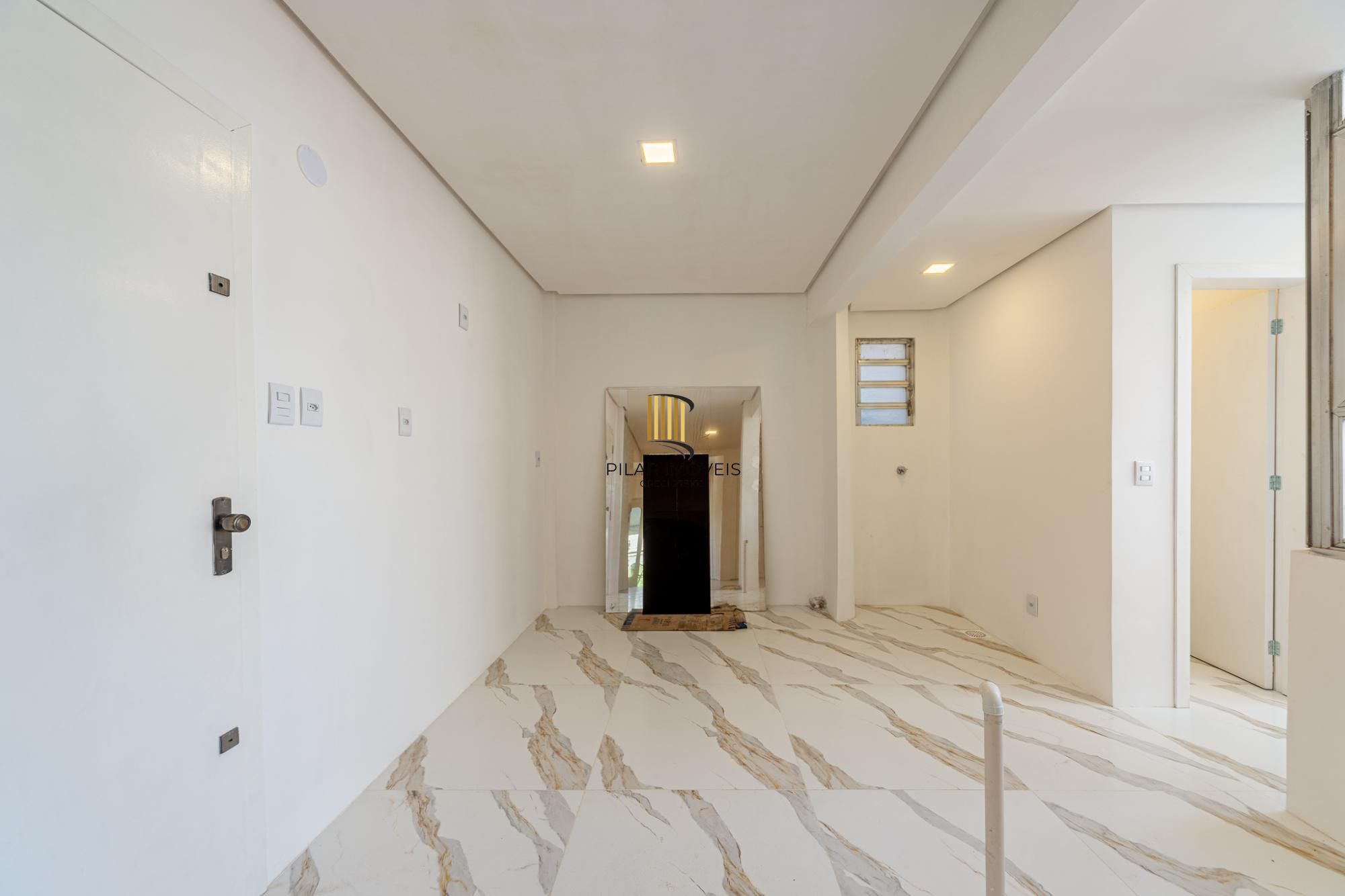 Apartamento de 3 dormitórios á venda no Bairro Santana, Porto Alegre