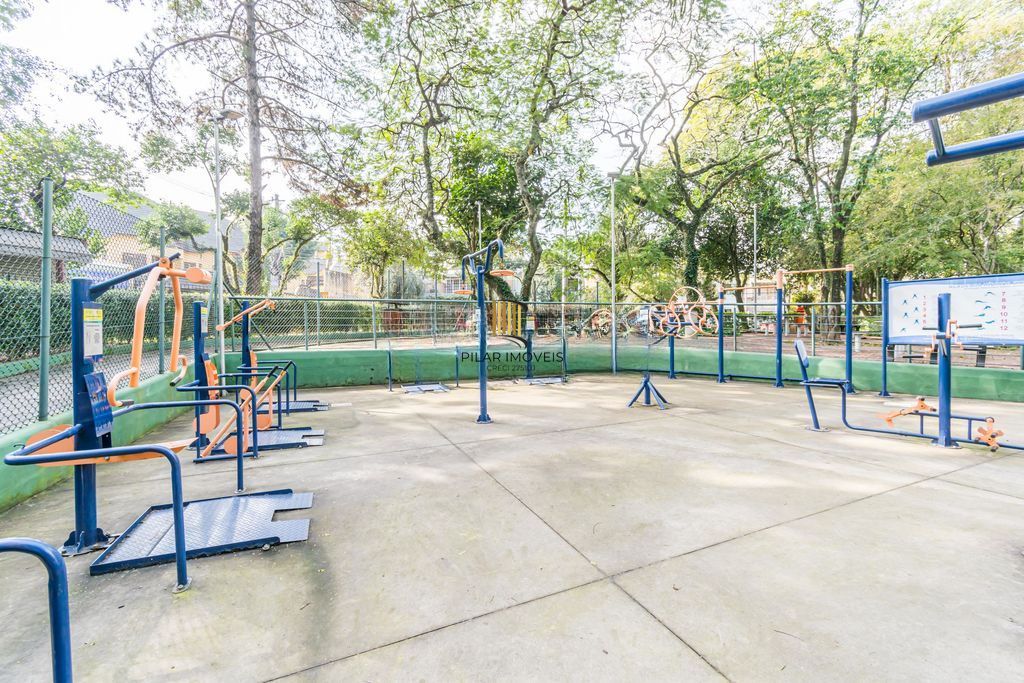 Apartamento Térreo 2 dorms à venda Rua Felizardo Furtado, Petrópolis - Porto Alegre